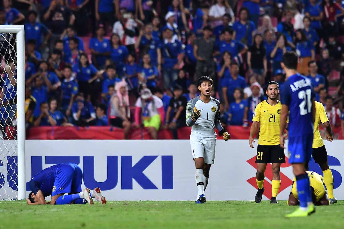 Thái Lan đã gục ngã trước Malaysia vì một quả penalty Thái Lan
